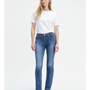 Levi 315 Shaping Bootcut Jeans